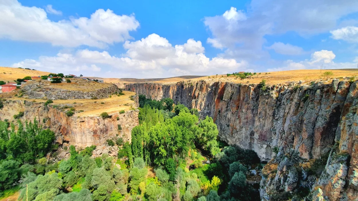 Ihlara Valley Trekking Tour Cappadocia – Ancient Canyon Hike with Cave Churches