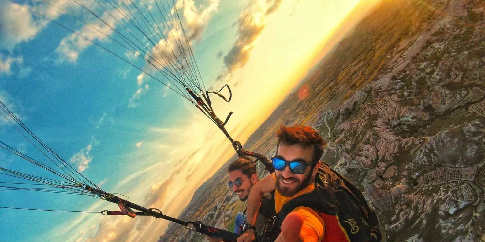 Cappadocia Paragliding Experience – Fly Over Fairy Chimneys with a Pro Pilot