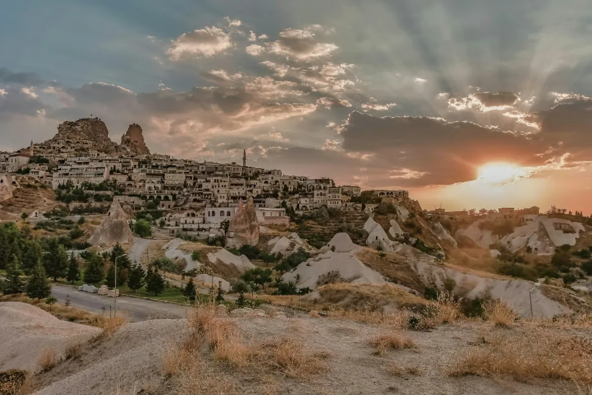 Cappadocia Sunset Panorama Tour – Best Viewpoints & Golden Hour Photography 4